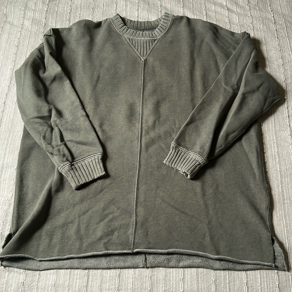 Aerie down to earth crewneck xxs